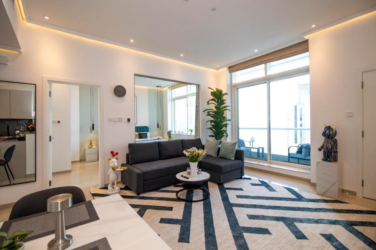 Апартаменти Luxury-designer 1 Bedroom Sea View *