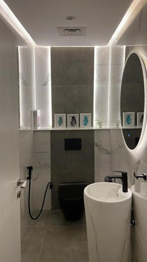 Luxury-designer 1 Bedroom Sea View Дубай